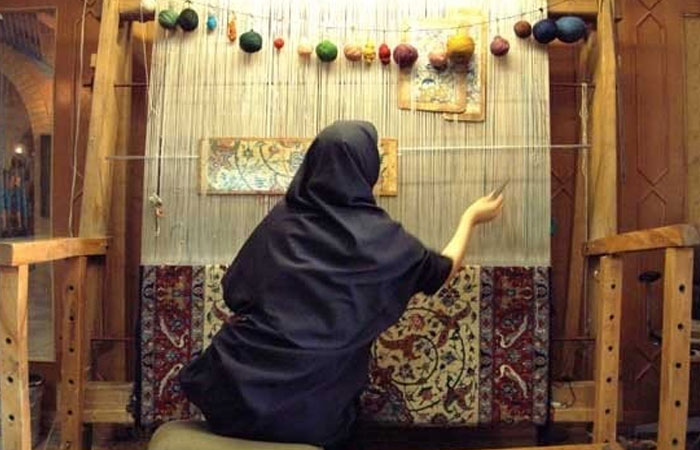 البرز میزبان توسعه قالیبافی کشور شد
