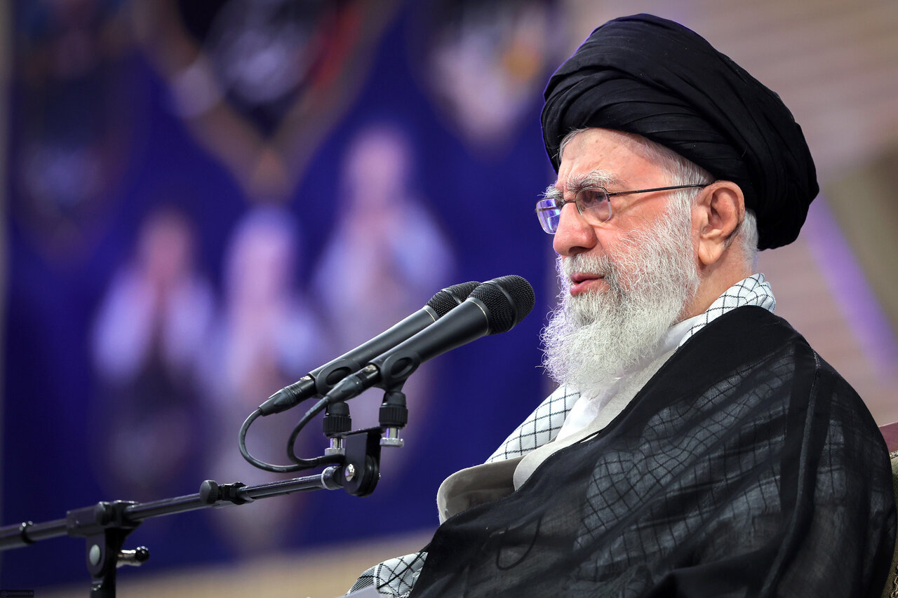 صفحه مجازی رهبر انقلاب: ایران بر رژیم صهیونیستی فائق خواهد شد