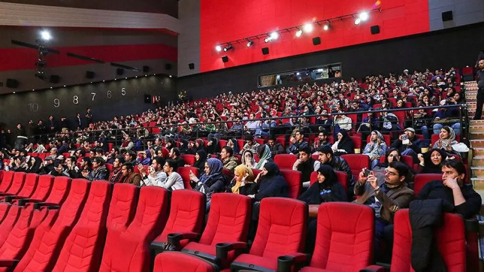 اکران فیلم کارگردان کهنهکار؛ سینما فقط ۱۰ میلیارد فروخت!