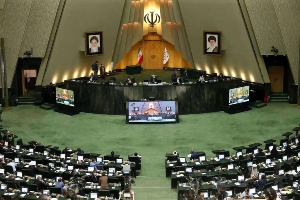 وزیر اطلاعات استیضاح می شود