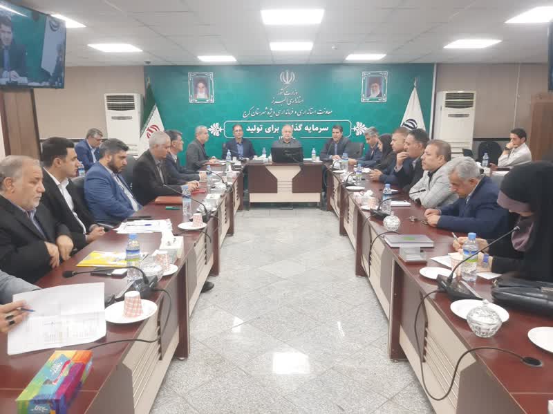 هیچ بهانه‌ای برای تعلل در اشتغال‌زایی پذیرفته نیست / اولویت اول مردم، کار است