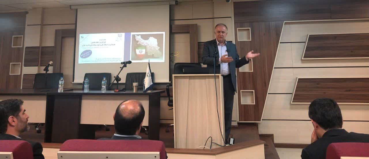 کرج نخستین استان کشور در اقدامات عملی رفع خسارت های جنگ تحمیلی 12 روزه