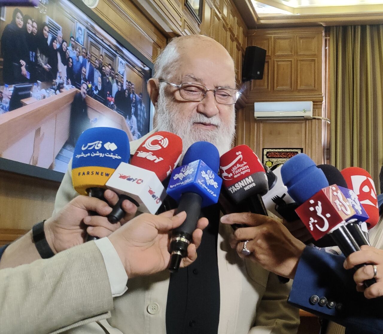 چمران: تاکسی‌های غیرقانونی اینترنتی باید ساماندهی شوند