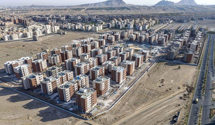 تنها ۱۵۰ هزار واحد نهضت ملی مسکن تحویل متقاضیان شده است