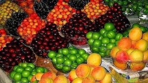 کاهش ۲۰ درصدی قیمت میوه در روزهای آتی