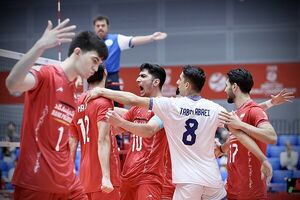 صدرنشینی والیبالیست‌های ایران با شکست لهستان