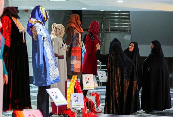 انحصار مزونهای لوکس بر لباس ایرانی؛ فقط قشر مرفه توانایی خرید دارند