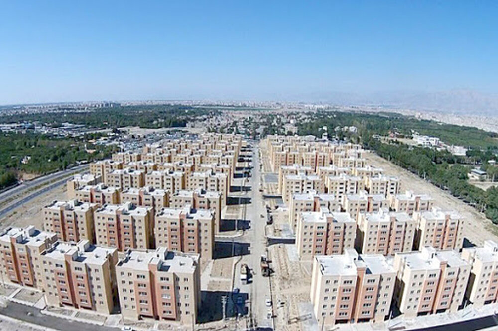 توقف ثبت نام نهضت ملی؛ اراده دولت برای حل بحران مسکن کجاست؟