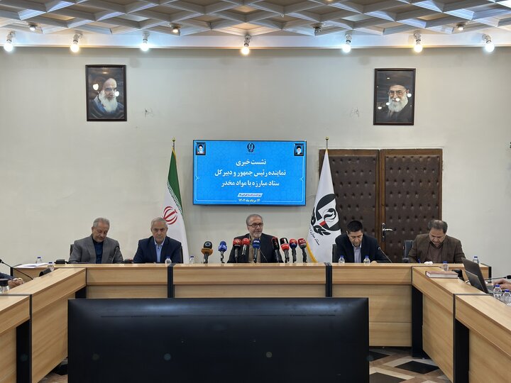 آمار اعتیاد در کشور؛ فعالیت ۹۱۵۷ مرکز برای درمان اخیاری معتادان