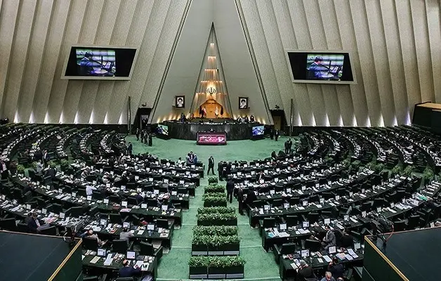 دولت موظف به انجام اقدامات حمایتی از ایرانیان خارج از کشور شد