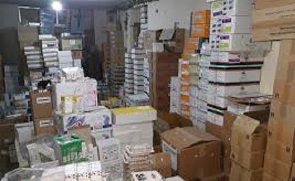 انبار پنج میلیارد ریالی داروی قاچاق در ماهدشت کرج کشف شد