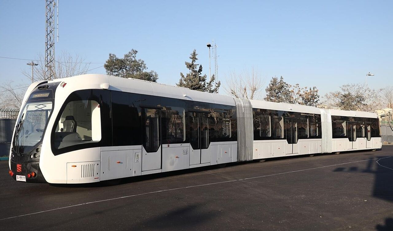 ۲۴ دستگاه تراموا به تهران می‌آید