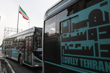 ۲۰۱ اتوبوس برقی تا پایان مهر به ناوگان پایتخت اضافه می‌شود
