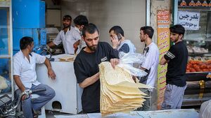 اتباع غیرمجاز ۲ برابر تهرانی‌ها آرد مصرف می‌کردند