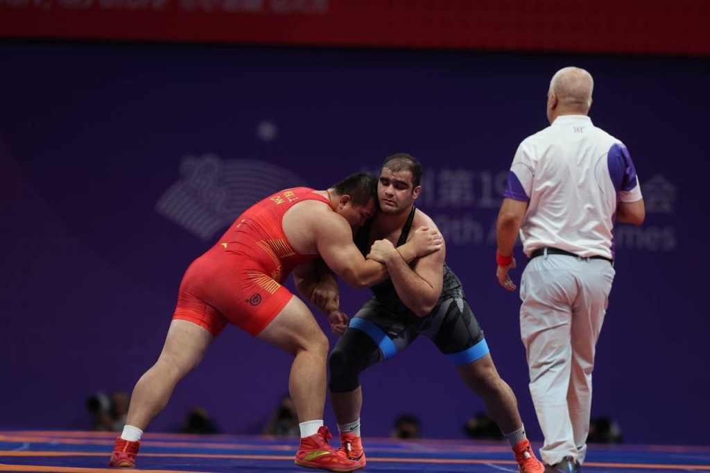 صعود هر ۴ نماینده کشتی ایران به نیمه نهایی/درخشش فرنگی‌کاران با ۱۰ برد