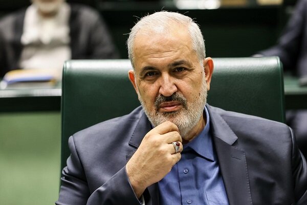 علیآبادی: عامل اصلی مشکلات صنعت آب و برق، ناترازی مالی است
