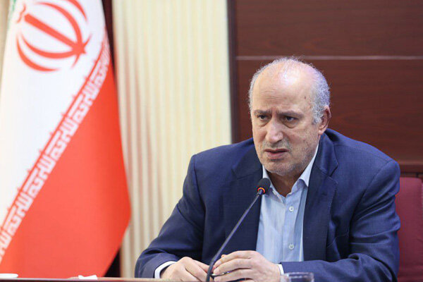 تاج: تعداد زمین های ما مثل دوران کی روش نیست/ شهرداری کمک حال بود