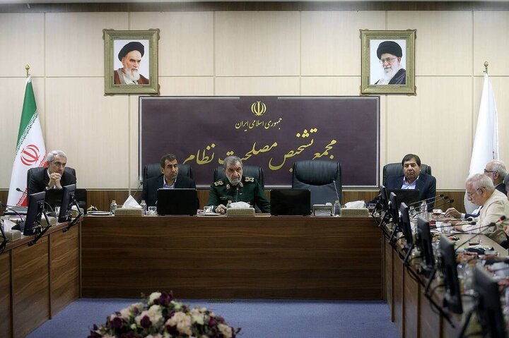 بررسی واگذاری سهام شرکت ملی نفت در راستای مولدسازی دارایی‌های دولت