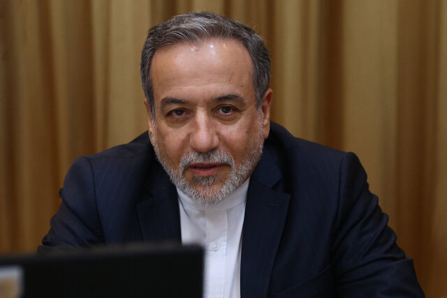 عراقچی: بی‌واسطه و با واسطه پیام‌هایی با آمریکا رد و بدل شد