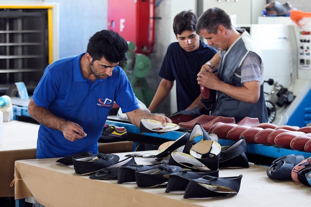 سردرگمی کارآفرینان در پیچ و خم صدور مجوزها
