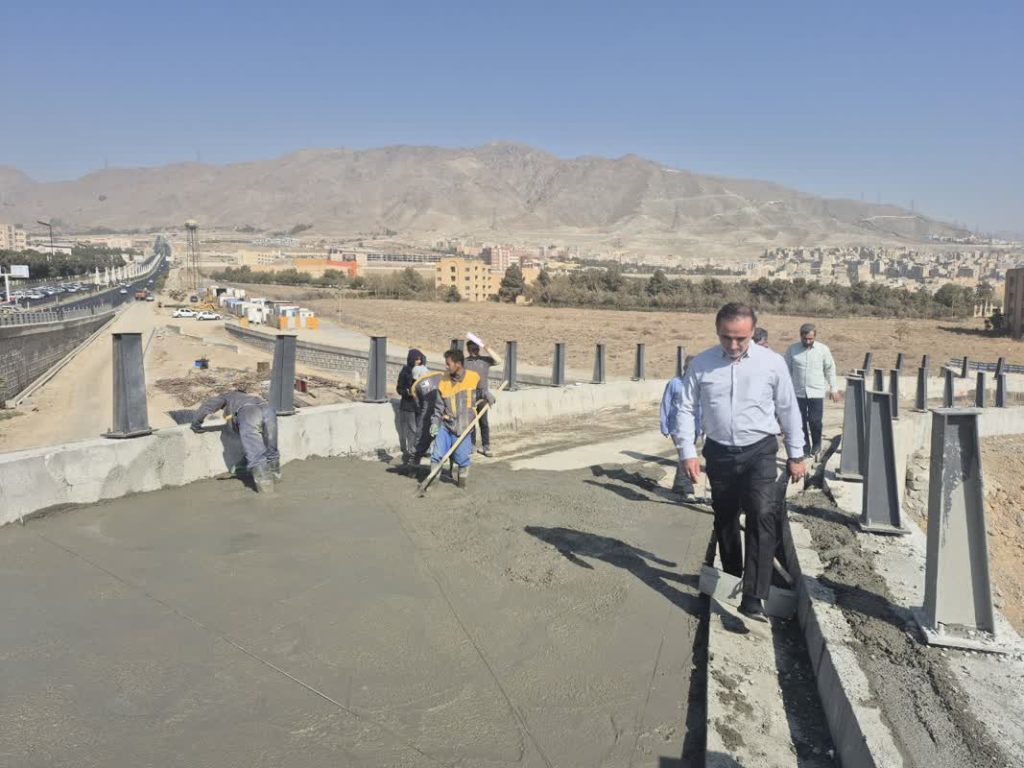 همکاری دانشگاه آزاد برای مدیریت ترافیک بلوار شهید موذن الزامی است