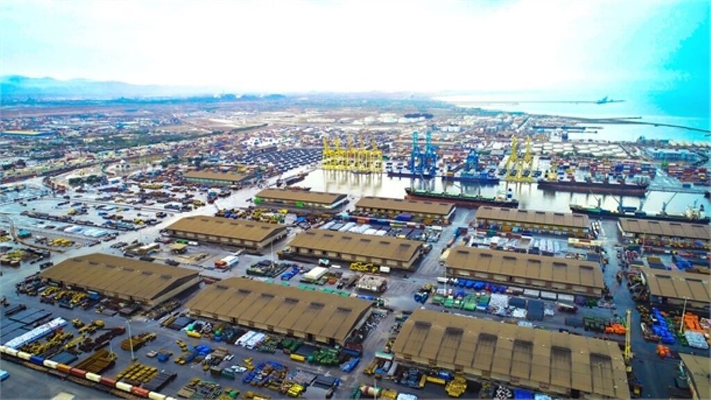 بهره‌برداری طرح‌های بزرگ توسعه‌ای سازمان بنادر و دریانوردی با دستور رئیس جمهور