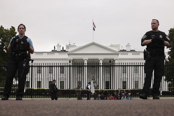 کاخ سفید هشدار اخراج صادر کرد