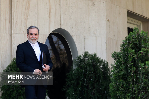 اگر مذاکره‌ای رخ دهد، فقط در خصوص مسائل هسته‌ای خواهد بود