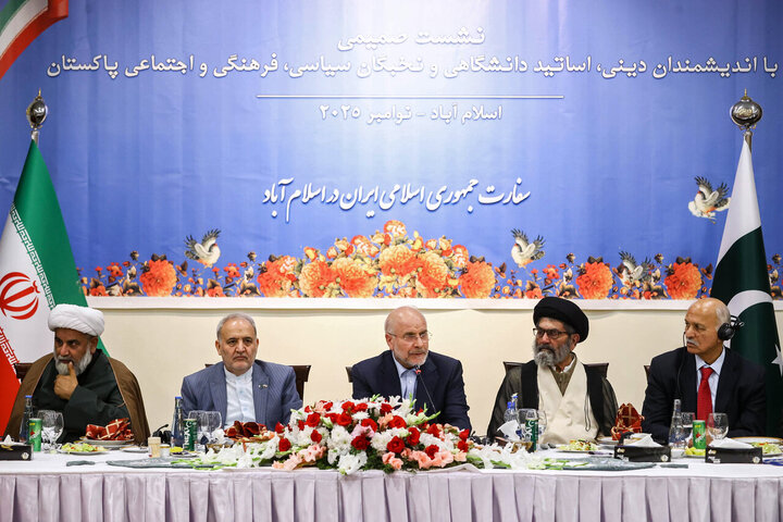 وحدت امت اسلامی رمز نابودی رژیم صهیونیستی است