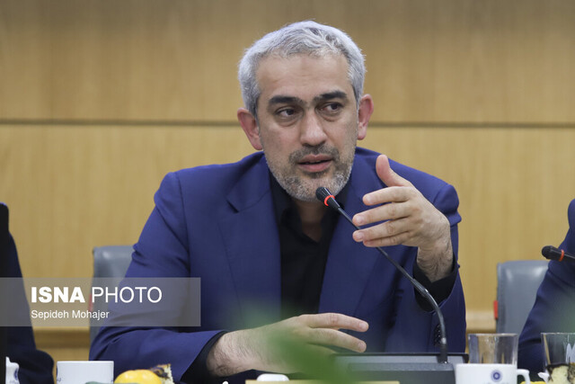 خارج کردن بانک‌های ناتراز ادامه دارد