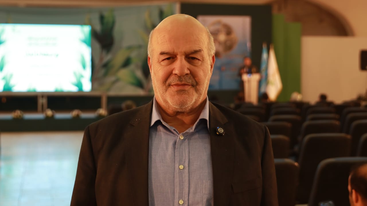 بدون سرمایه‌گذاری در زیر ساخت ها هوای پاک و خودکفایی کشاورزی نخواهیم داشت