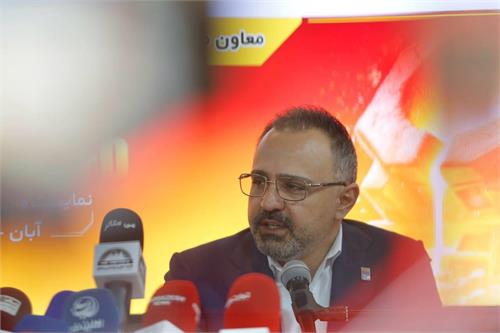 نرخ تسعیر ارز و کارت‌های بازرگانی باعث فشار مضاعف بر فولادسازان است