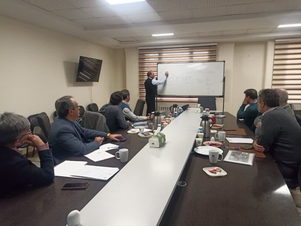 بازار بدون تعارف؛  گوشت قرمز در کانون نظارت و تصمیم‌سازی البرز