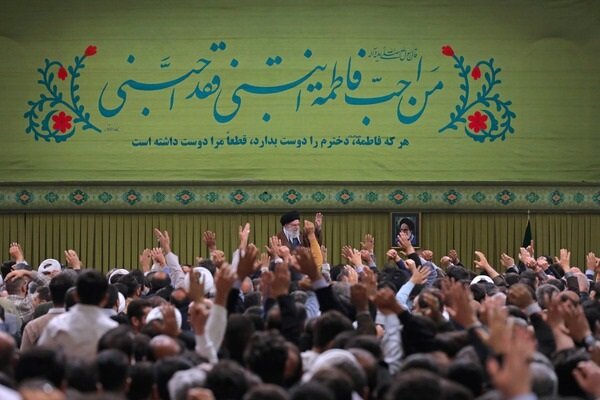 جمهوری اسلامی در حال پیشرفت است