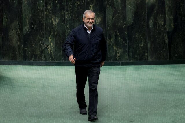 تعامل مجلس و دولت مسیر بهبود معیشت مردم را هموار می‌کند