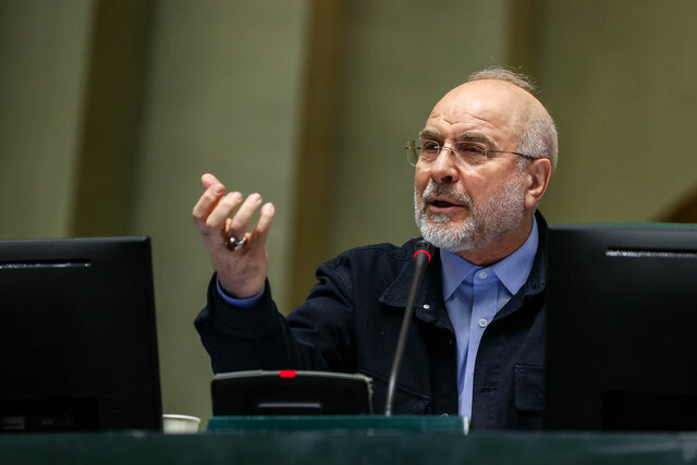 افزایش ۲۰ درصدی حقوق کارمندان با تورم همخوانی ندارد