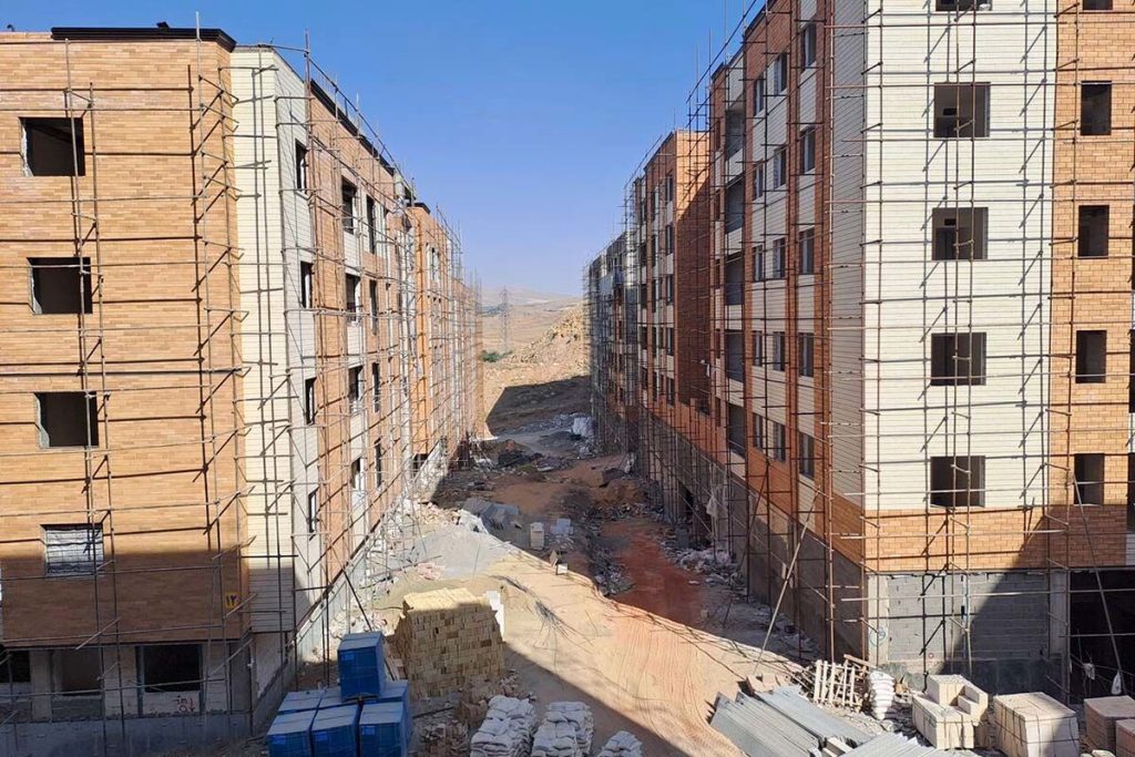 بانک‌ها در خواب، متقاضیان در انتظار