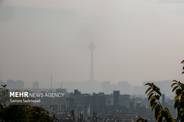 وضعیت هوای تهران قرمز است