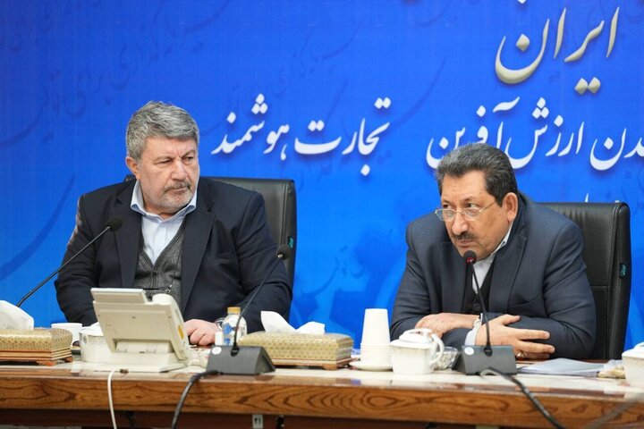 اختصاص ۷۰۰ همت برای حمایت از تولید در جهت اصلاح سیاست ارزی است