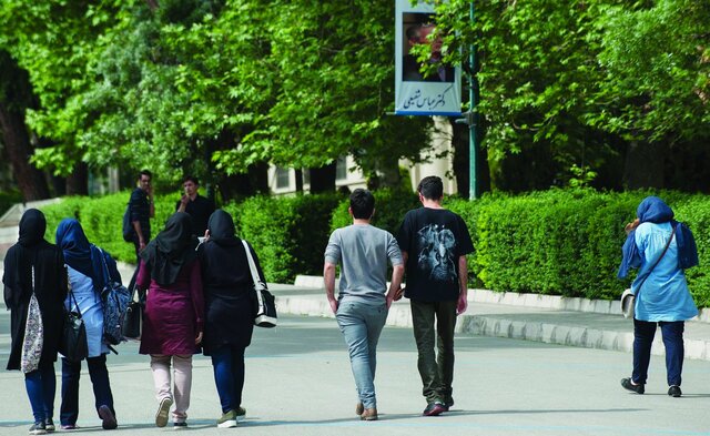 انتقاد از پذیرش دانشجوی سهمیه‌ای در مقاطع بالای تحصیلی/ یک پیشنهاد مهم «سهمیه‌ای»