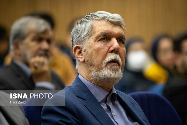 تئاتر دل‌ها را به هم نزدیک می‌کند