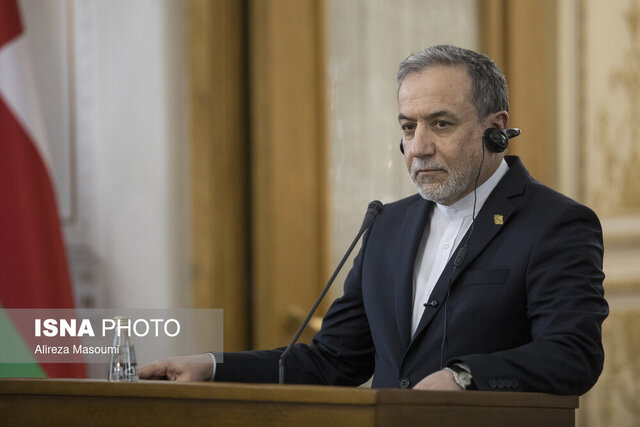 جهان دیگر از دلقک‌های سردر گم خسته شده است