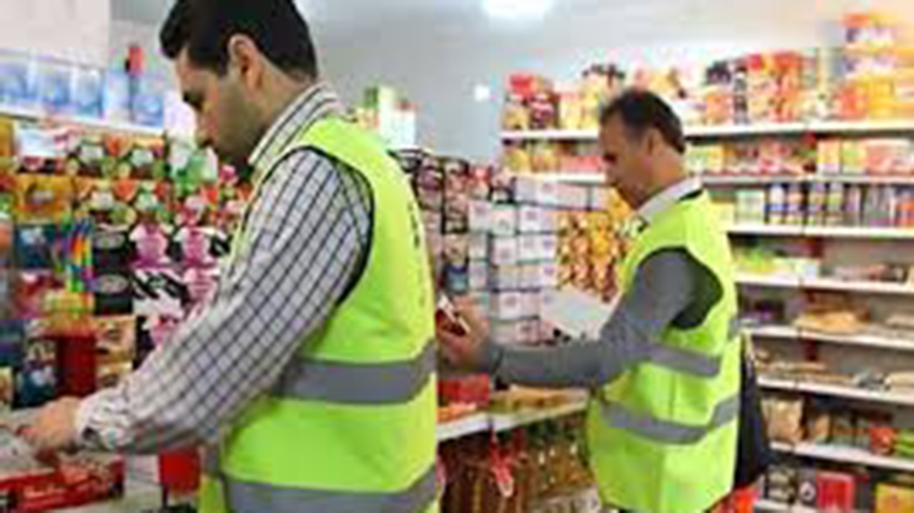 فعالان اقتصادی باید خود را رزمنده اقتصادی بدانند