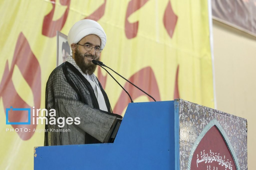 در این ماه مبارک رمضان، جلوه‌های بزرگی از نصرت الهی را دیدیم
