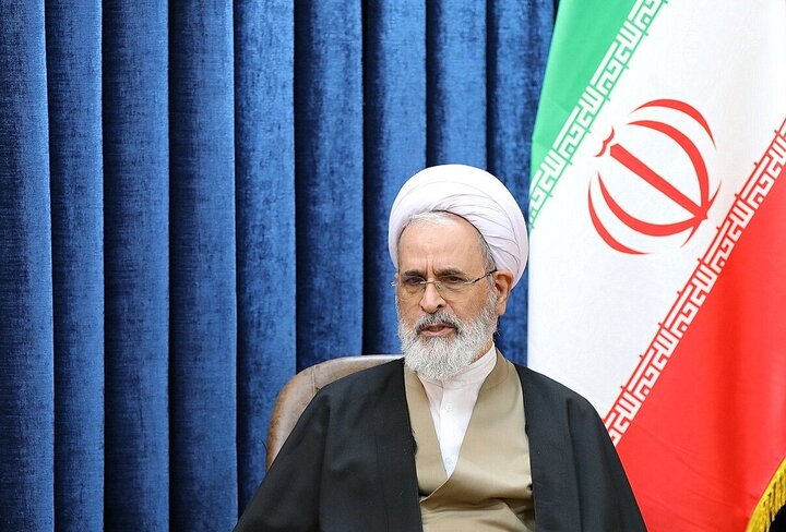 باید جنگ و پاسخ به تجاوز دشمن در صدر اولویت‌ها باشد