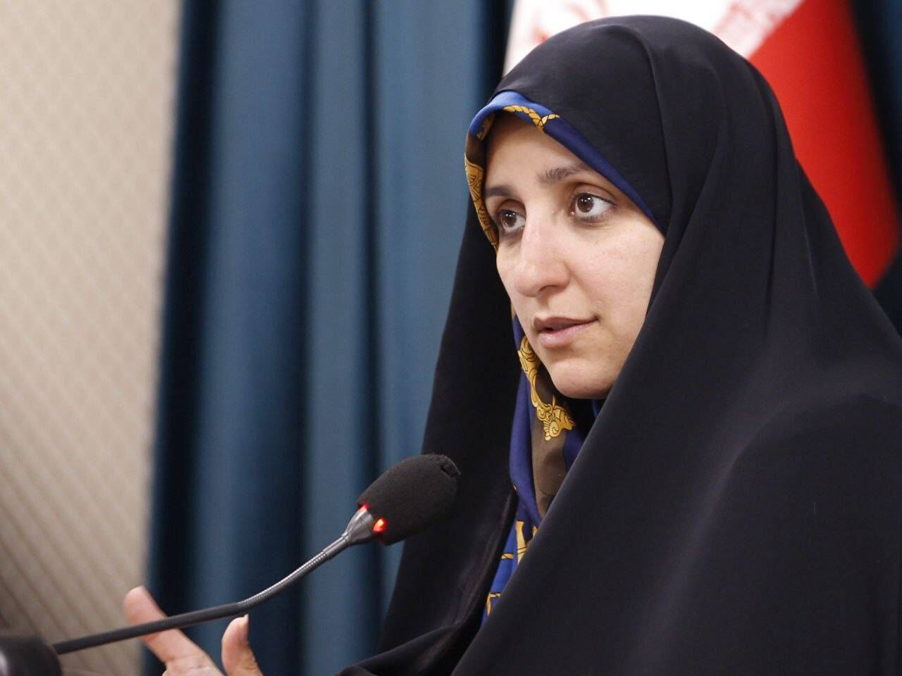 معاون رئیس جمهور در امور زنان بر ارائه بسته‌های مشاوره‌ای به آسیب‌دیدگان تاکید کرد
