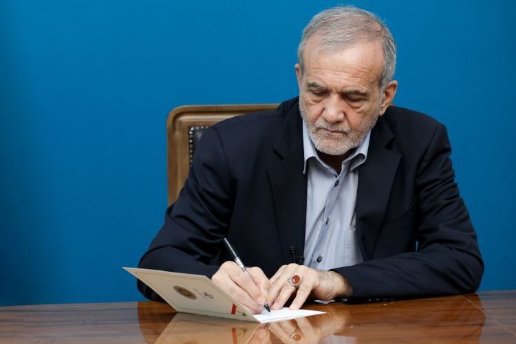 هیات ایرانی در راستای حفظ منافع کشور شجاعانه مذاکره خواهد کرد