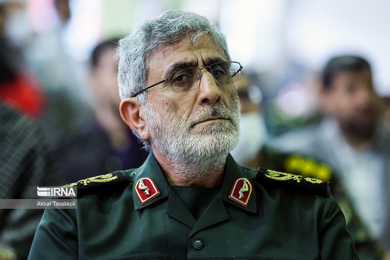 ساحات مقاومت قوی تر از هر موعد دیگری کنار حزب الله قهرمان قراردارند