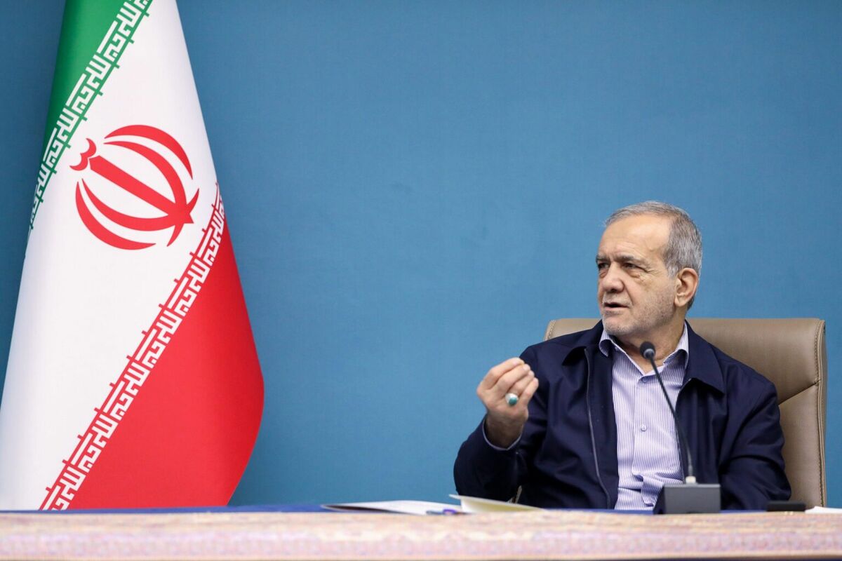 پزشکیان: بدون اذن رهبری هیچ تصمیمی اتخاذ نخواهد شد