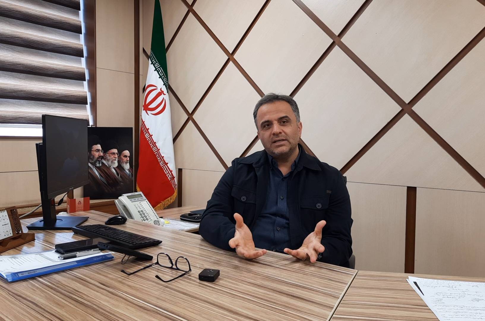 مرور راه کارهای رفع برخی مشکلات شهر کرج؛ سرپنجه شدن با ترافیک و کم آبی